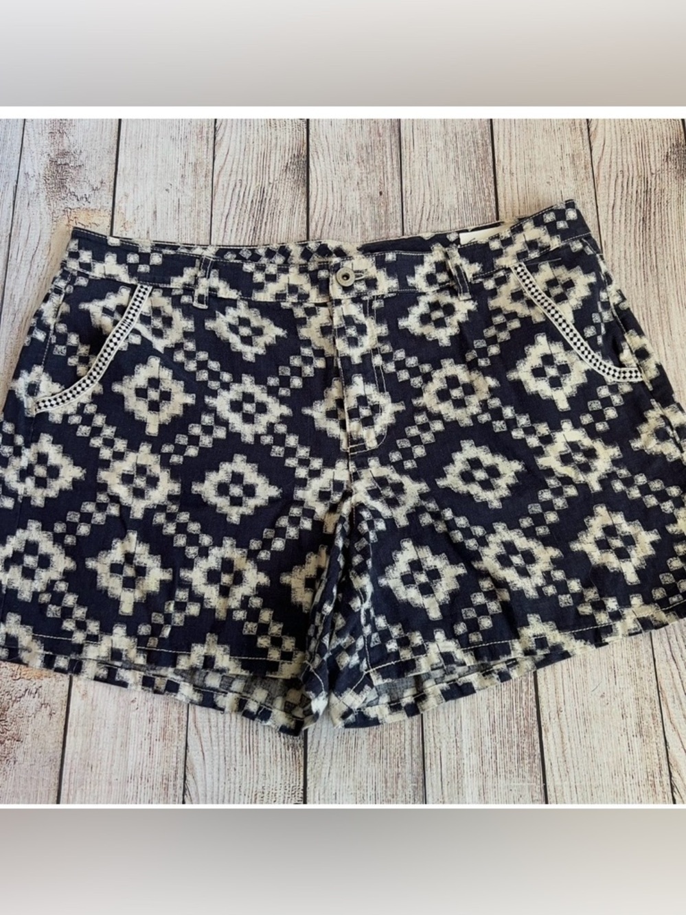 VINCE CAMUTO Blue Linen Cotton Blend Shorts 14